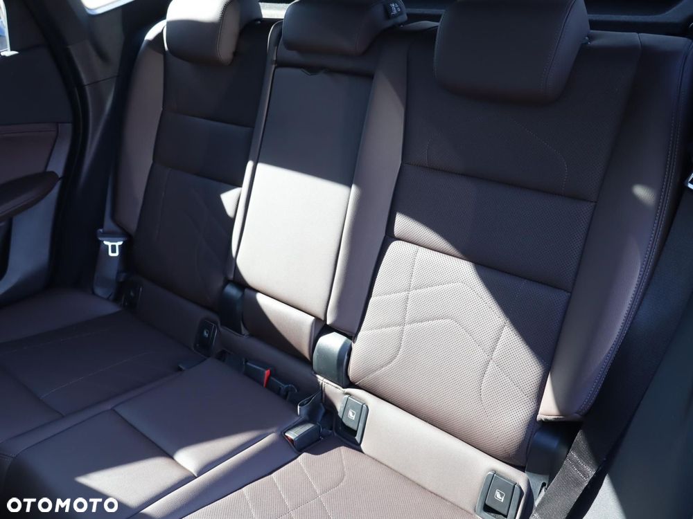 BMW iX1 xDrive30 66.5kWh M Sport - 9