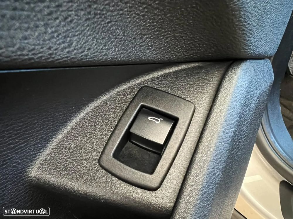 BMW X1 sDrive18d Aut. Sport Line - 25