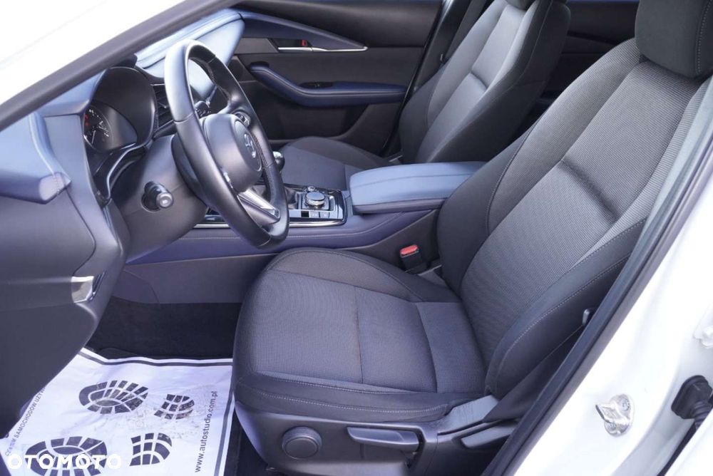 Mazda CX-30 SKYACTIV-D 1.8 - 10