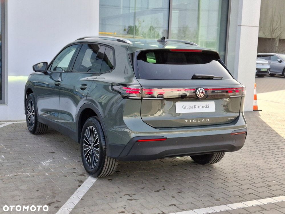 Volkswagen Tiguan - 5