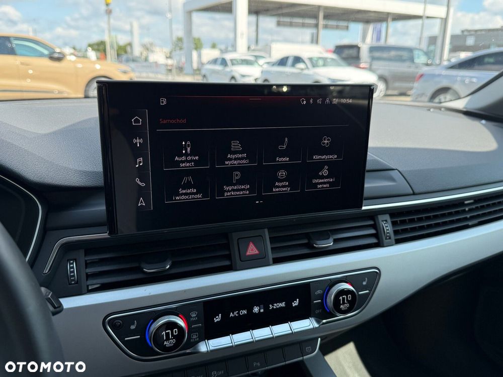 Audi A4 Avant - 30