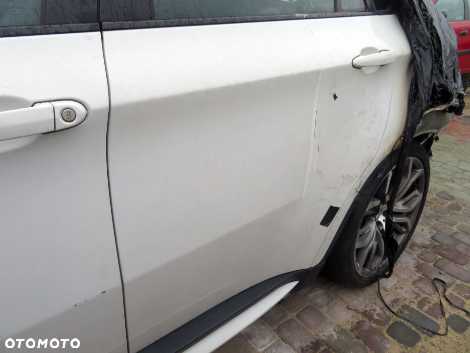 DRZWI TYLNE LEWE X6 I E71 300  BIAŁY BMW 2007-2011 ALPIN WEISS - 2