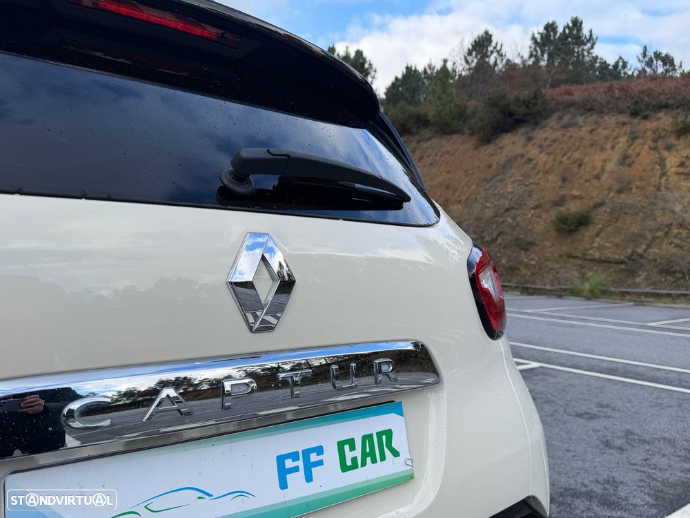 Renault Captur 0.9 TCE Exclusive - 25