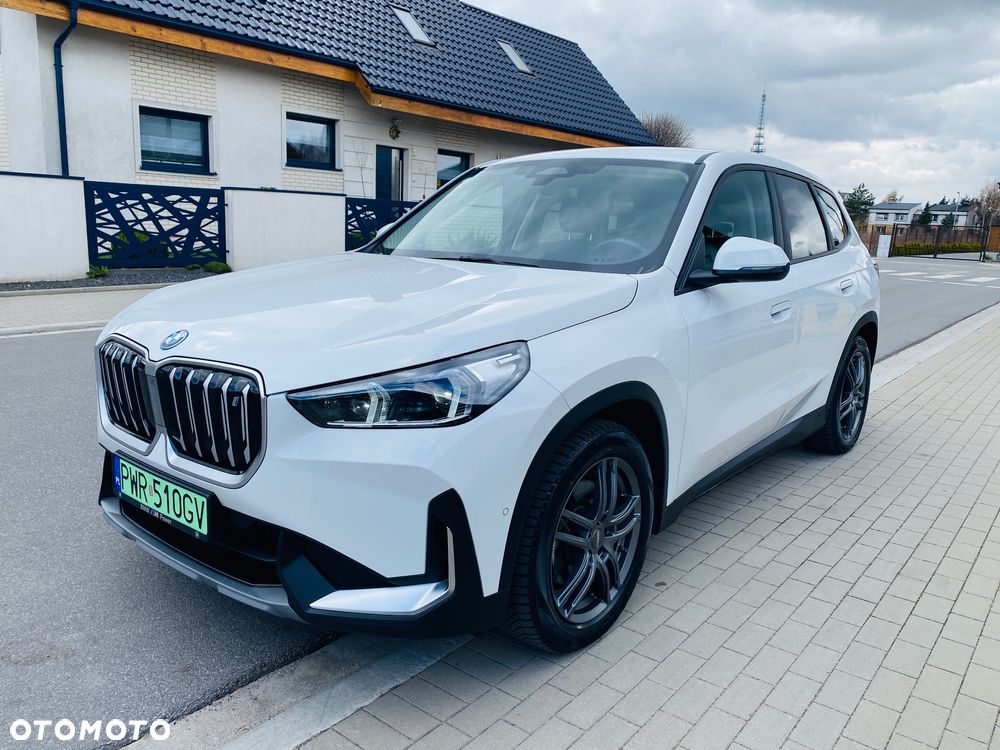 BMW iX1 xDrive30 66.5kWh xLine - 18