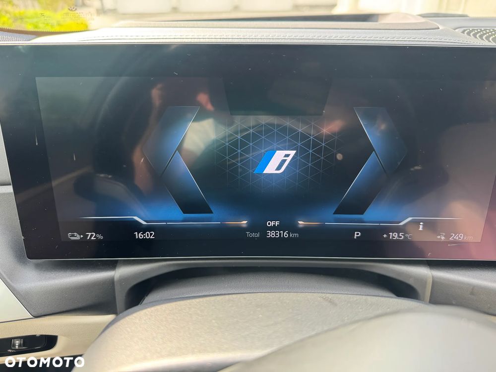 BMW i4 80.7kWh M50 - 11
