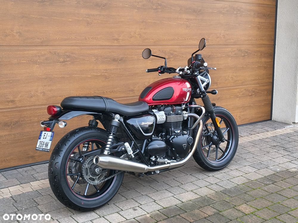 Triumph Street Twin - 3
