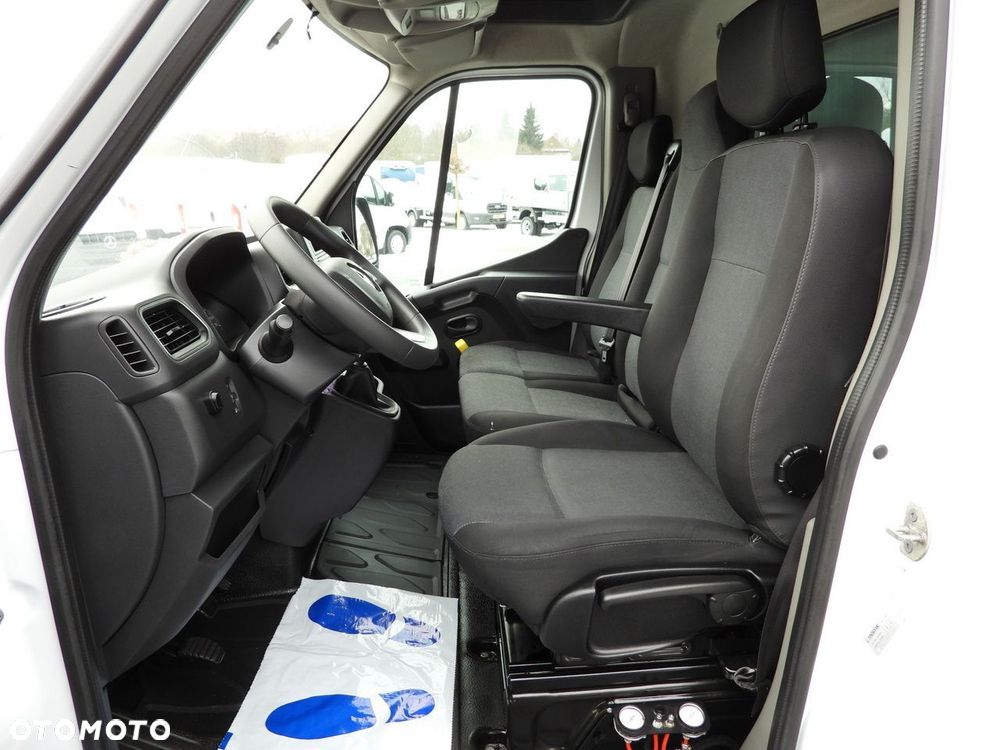 Renault MASTER PLANDEKA 10 PALET WEBASTO TEMPOMAT LEDY PNEUMATYKA KLIMATYZACJA  165KM - 28