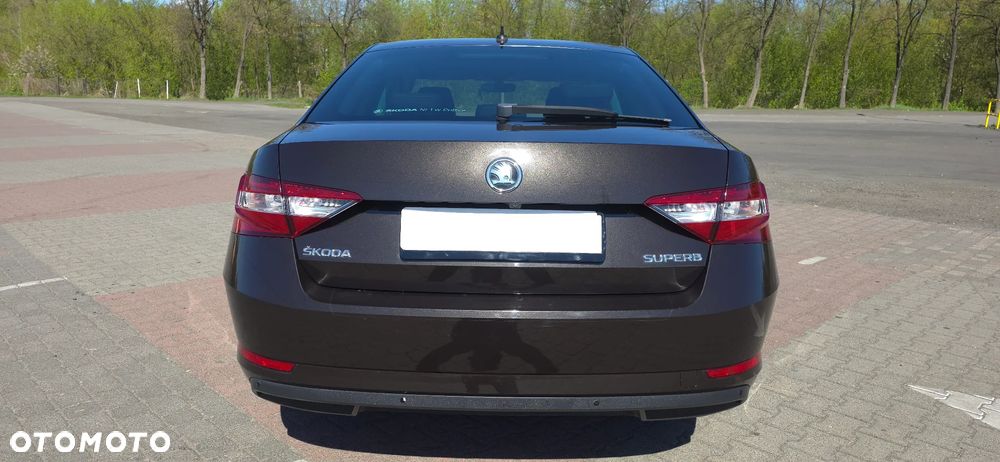 Skoda Superb 2.0 TSI Sportline DSG - 17