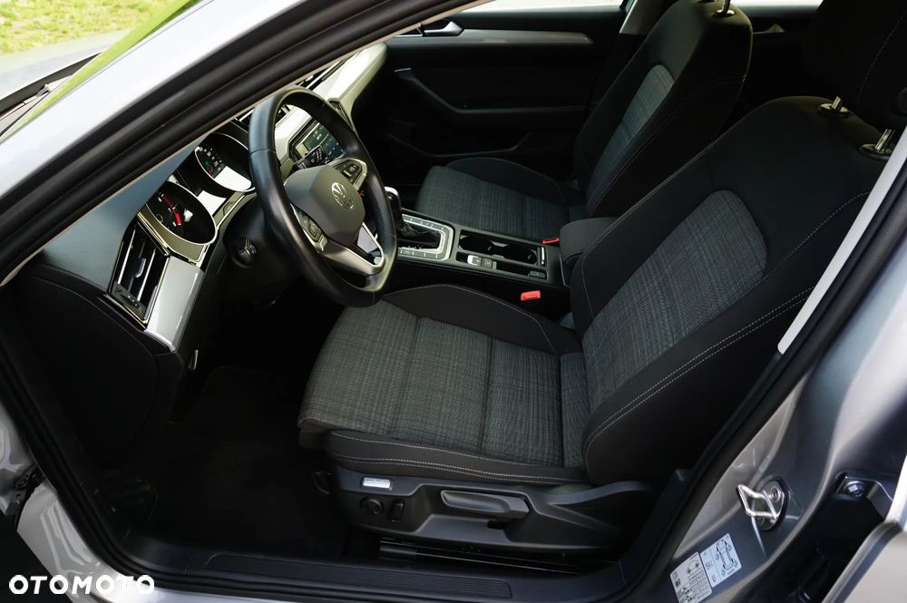 Volkswagen Passat Variant 1.5 TSI EVO Business DSG - 23
