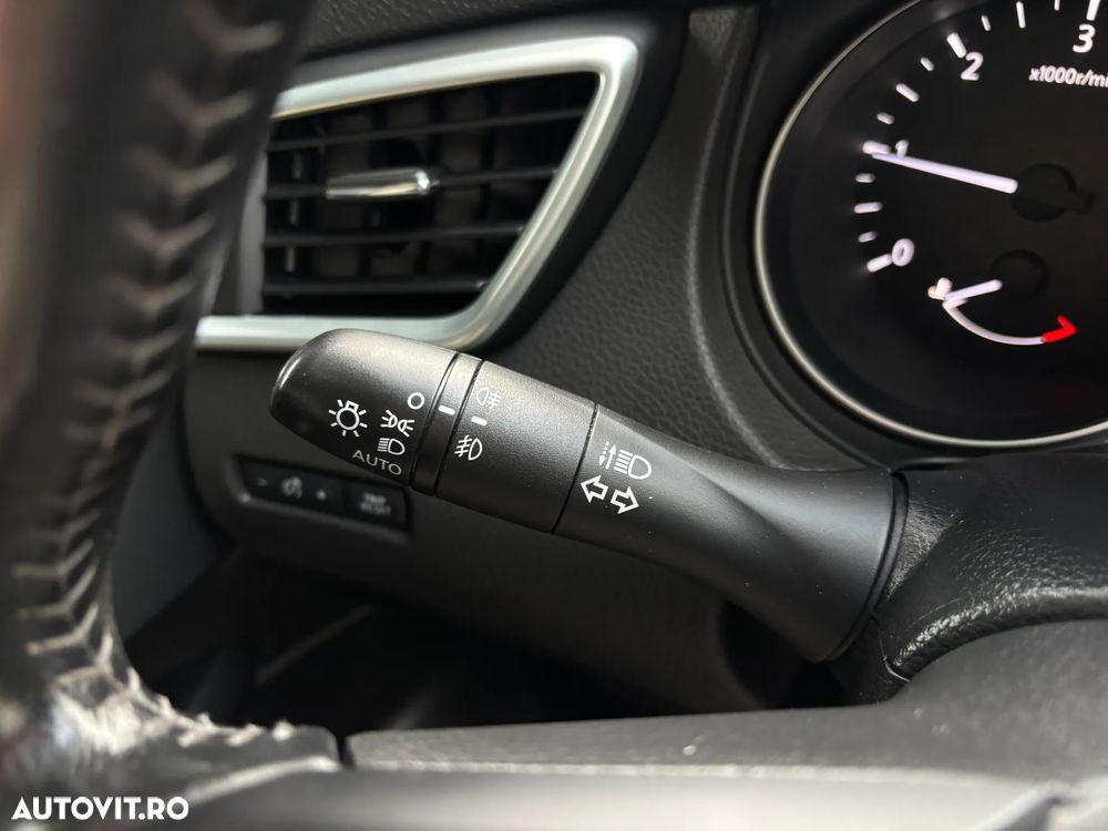 Nissan Qashqai 1.5 DCI N-CONNECTA - 16