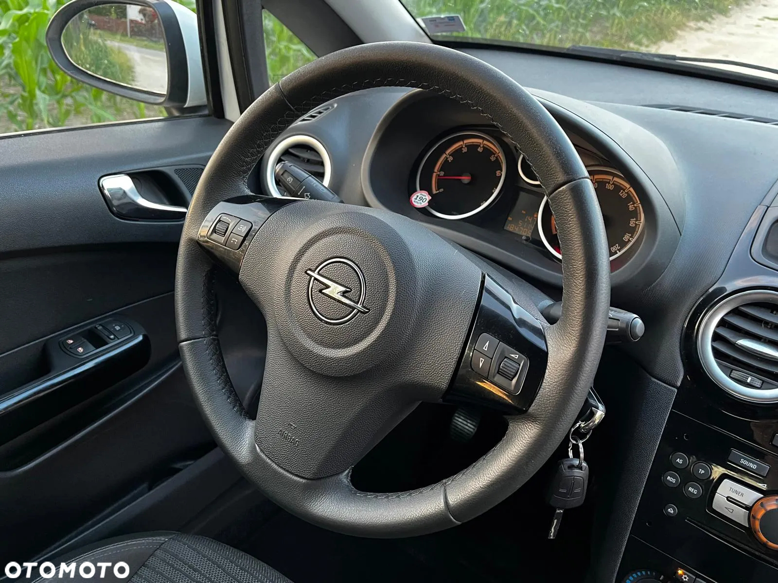 Opel Corsa - 16
