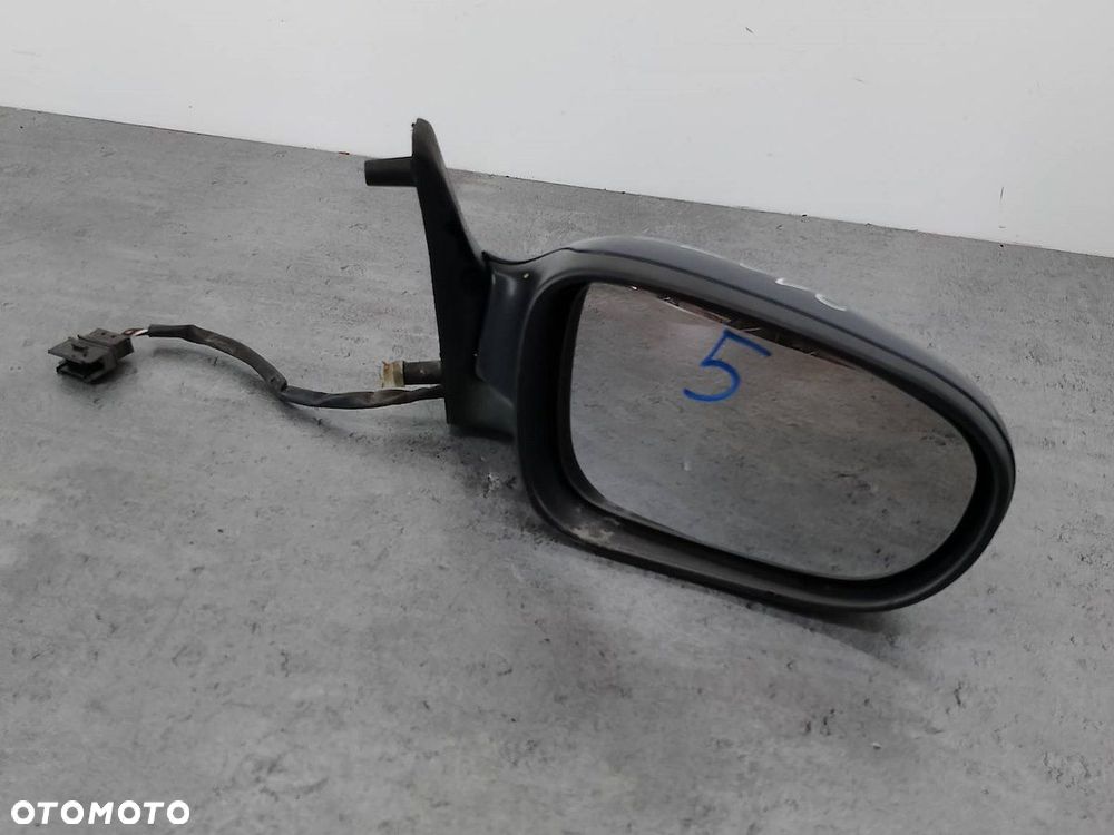 LUSTERKO PRAWE FORD GALAXY II B9 - 7