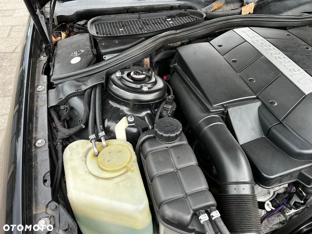 Mercedes-Benz CL 500 - 23