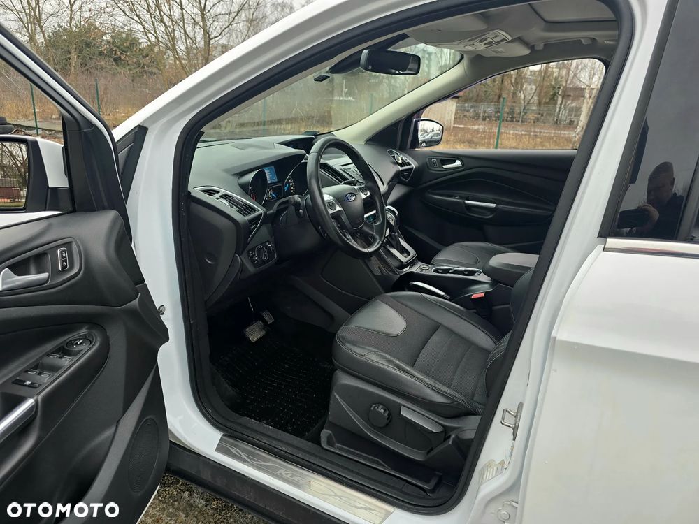 Ford Kuga 1.6 EcoBoost 4WD Titanium Plus - 9