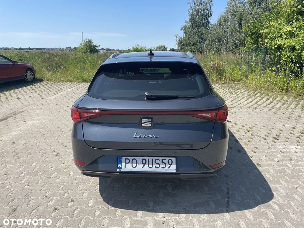 Seat Leon 1.5 eTSI Xcellence DSG - 4