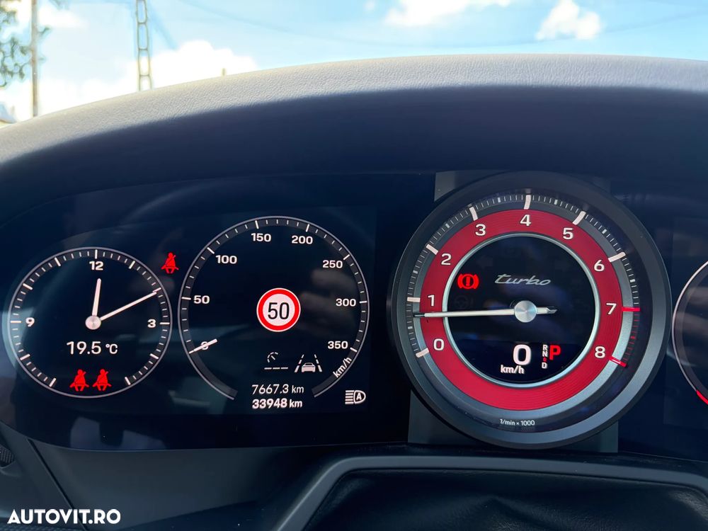 Porsche 911 Turbo PDK - 8