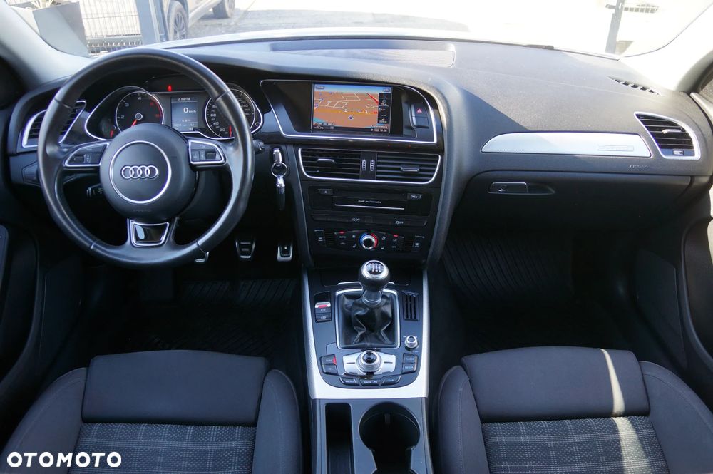 Audi A4 Avant - 11
