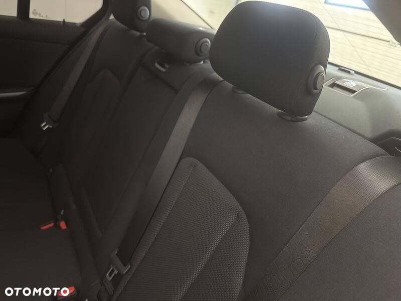 BMW Seria 3 320d mHEV - 21