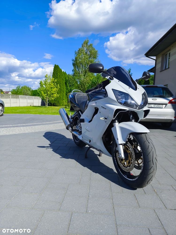 Honda CBR - 2