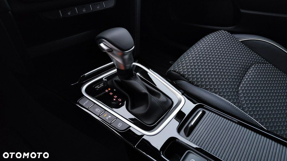 Kia Ceed - 12