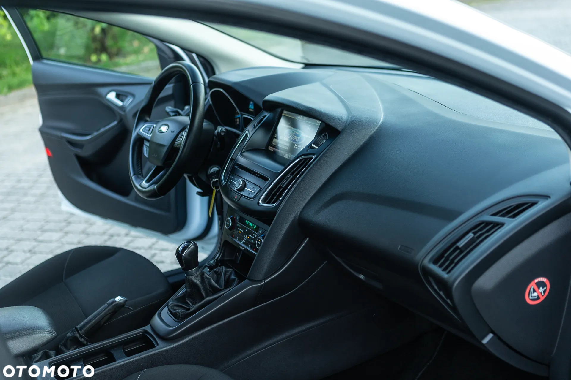 Ford Focus - 24