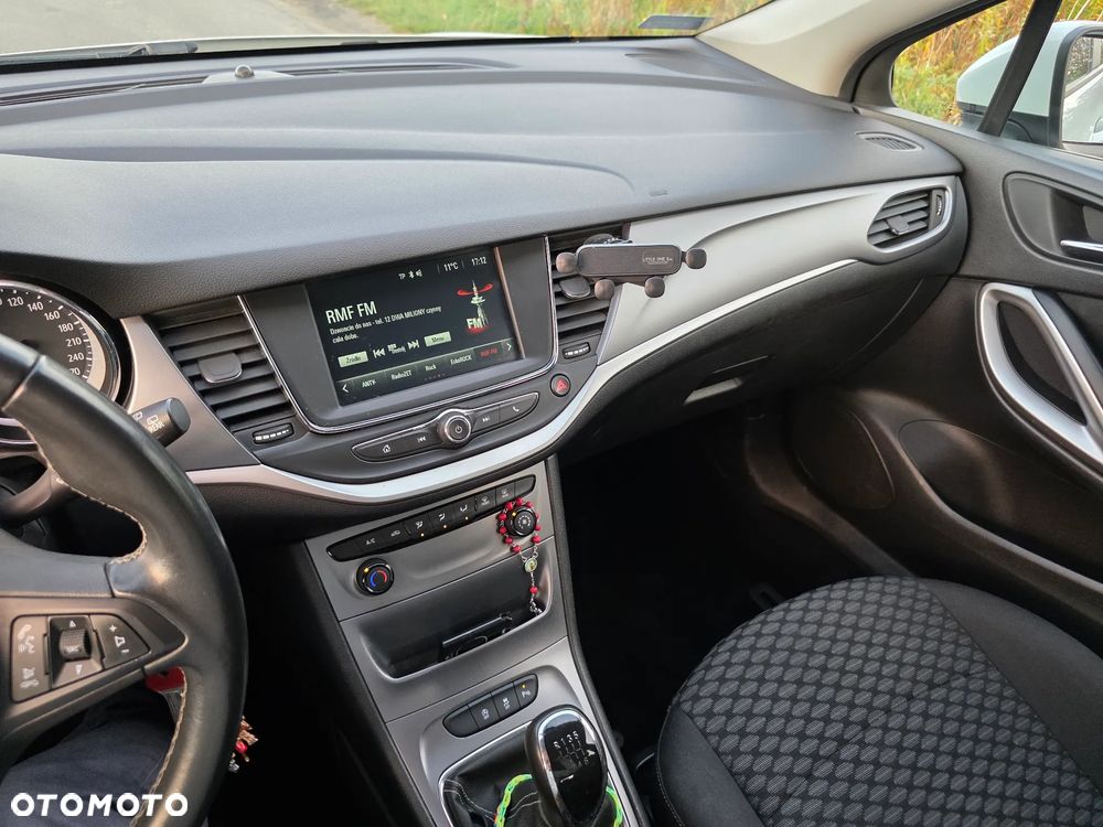 Opel Astra 1.6 CDTI Enjoy - 8