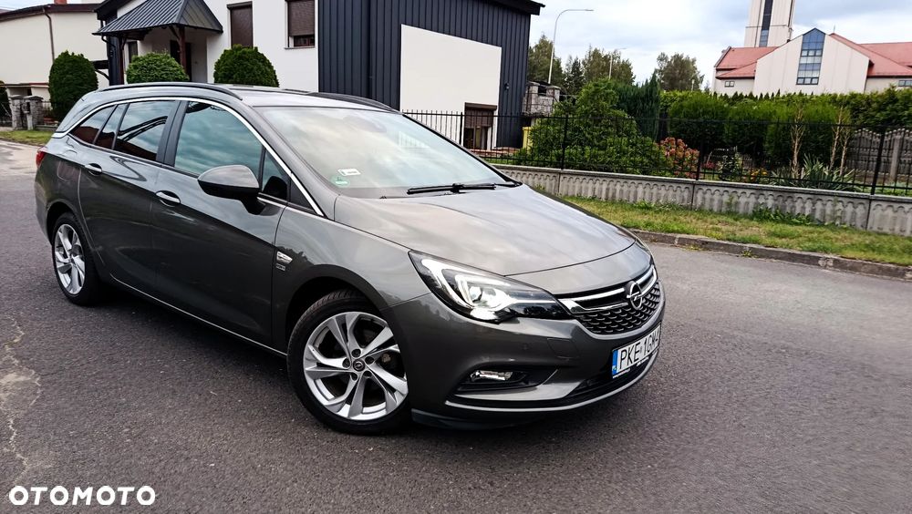 Opel Astra 1.4 Turbo 120 Jahre - 13