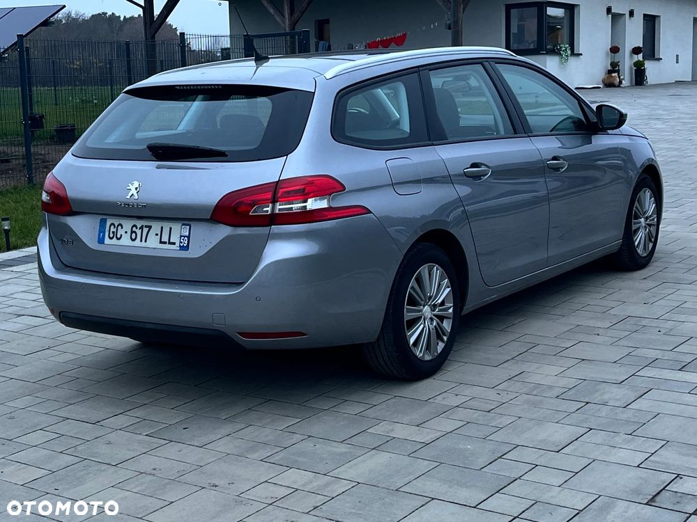 Peugeot 308 - 4