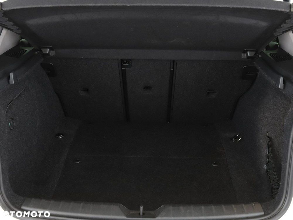 BMW Seria 1 118d Edition Metropolitan - 21