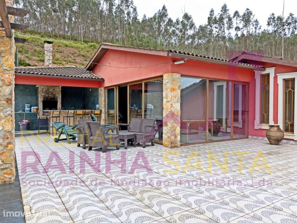 Moradia T8 com piscina, salão de jogos e 1120 m² de terreno em Pena... - Grande imagem: 5/26