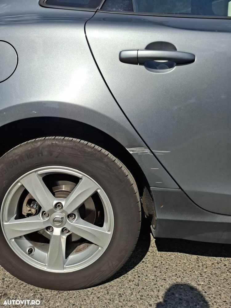 Volvo V40 T3 Aut. Momentum - 31