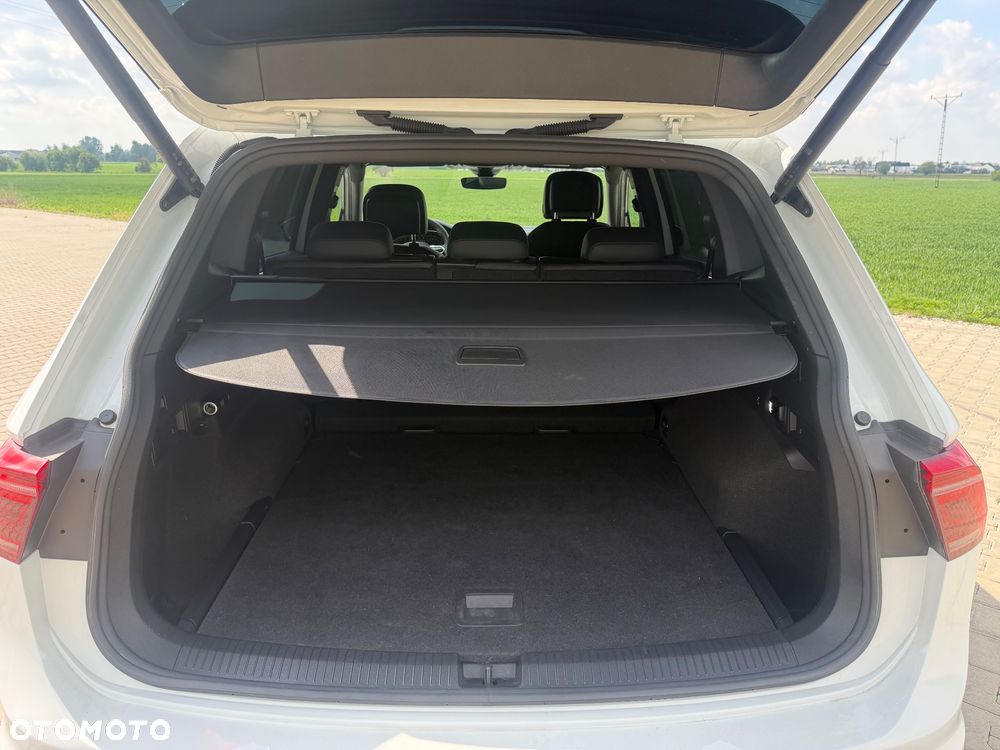 Volkswagen Tiguan Allspace 2.0 TDI SCR 4Motion DSG R-Line - 20
