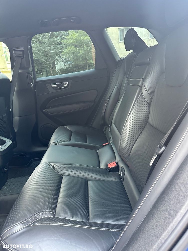 Volvo XC 60 D5 AWD R-Design - 10