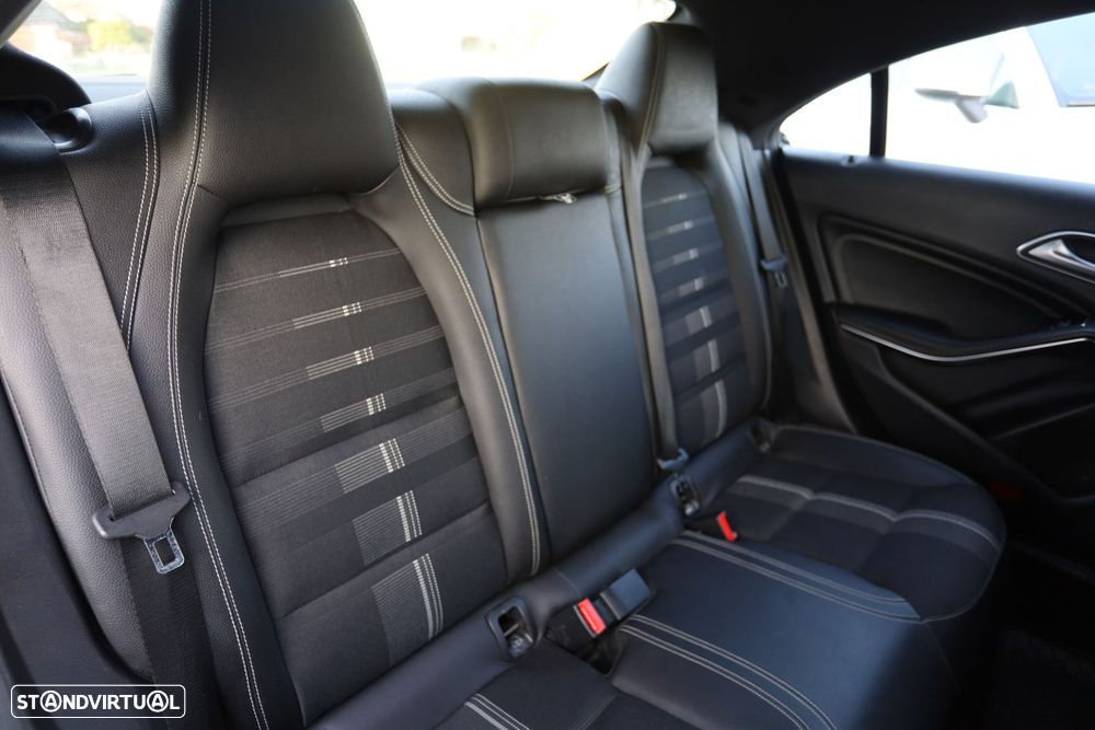 Mercedes-Benz CLA 180 d Urban - 20