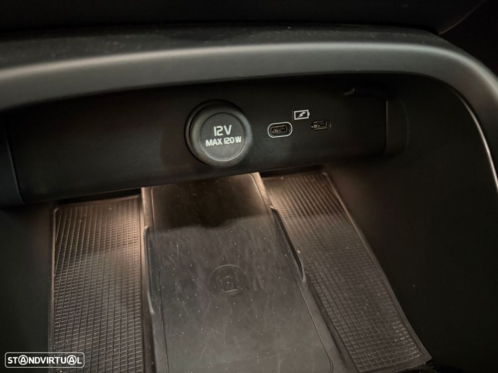 Volvo C40 Recharge Core - 23