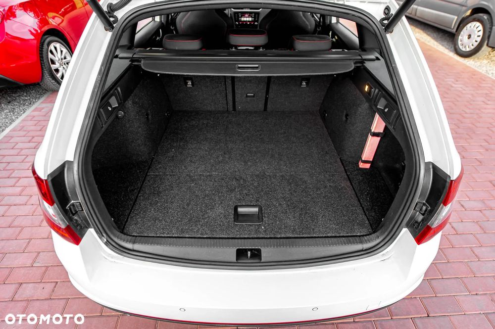 Skoda Octavia 2.0 TSI RS 230 DSG - 15
