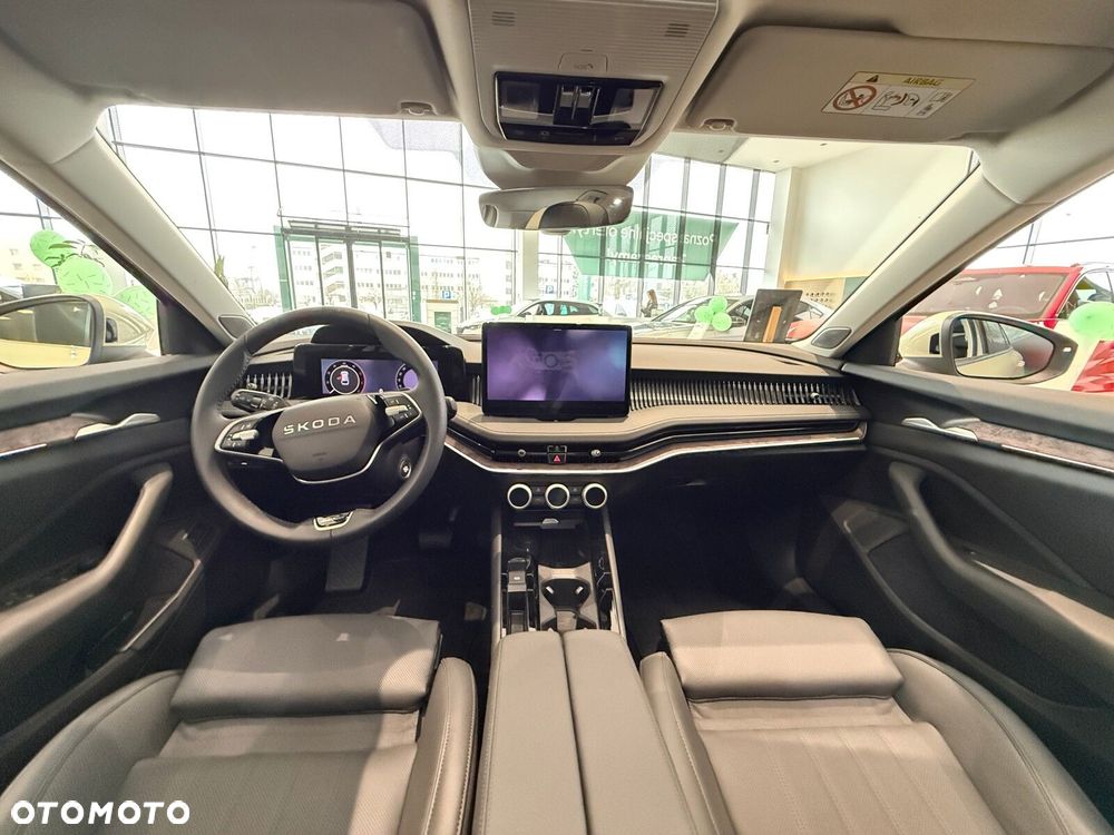 Skoda Superb 2.0 TDI SCR 4x4 L&K DSG - 9