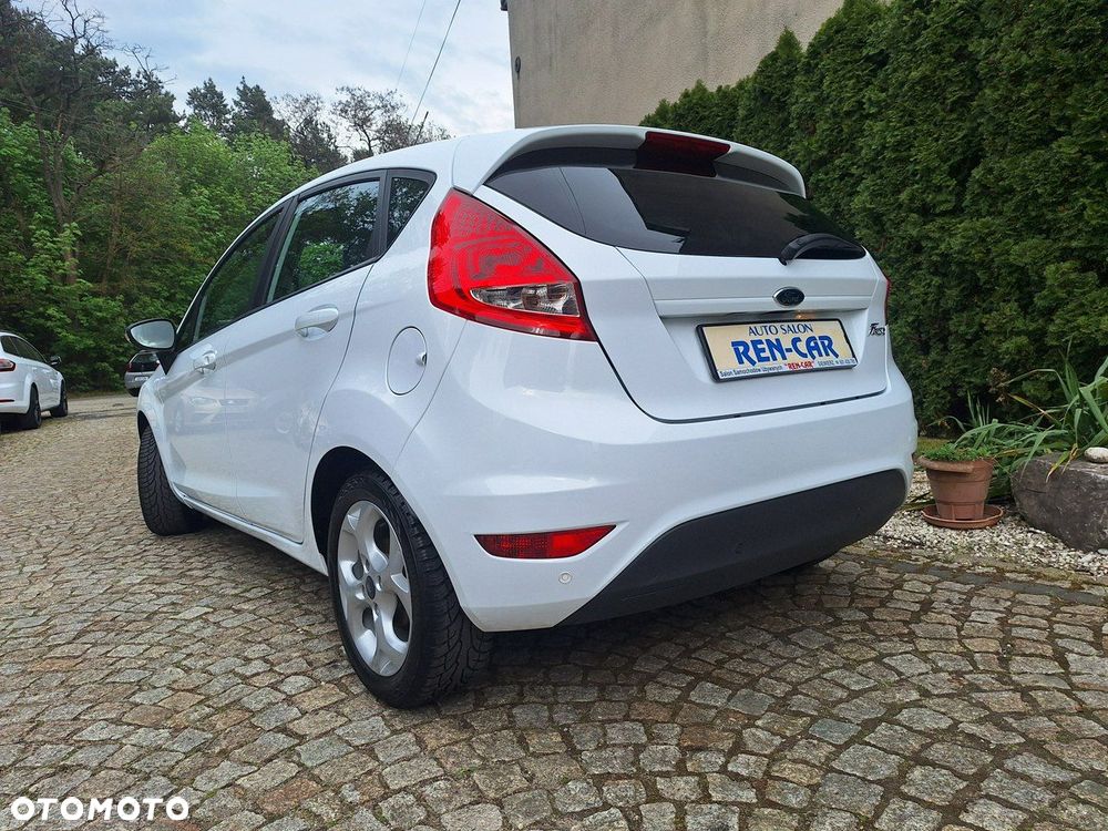 Ford Fiesta - 30