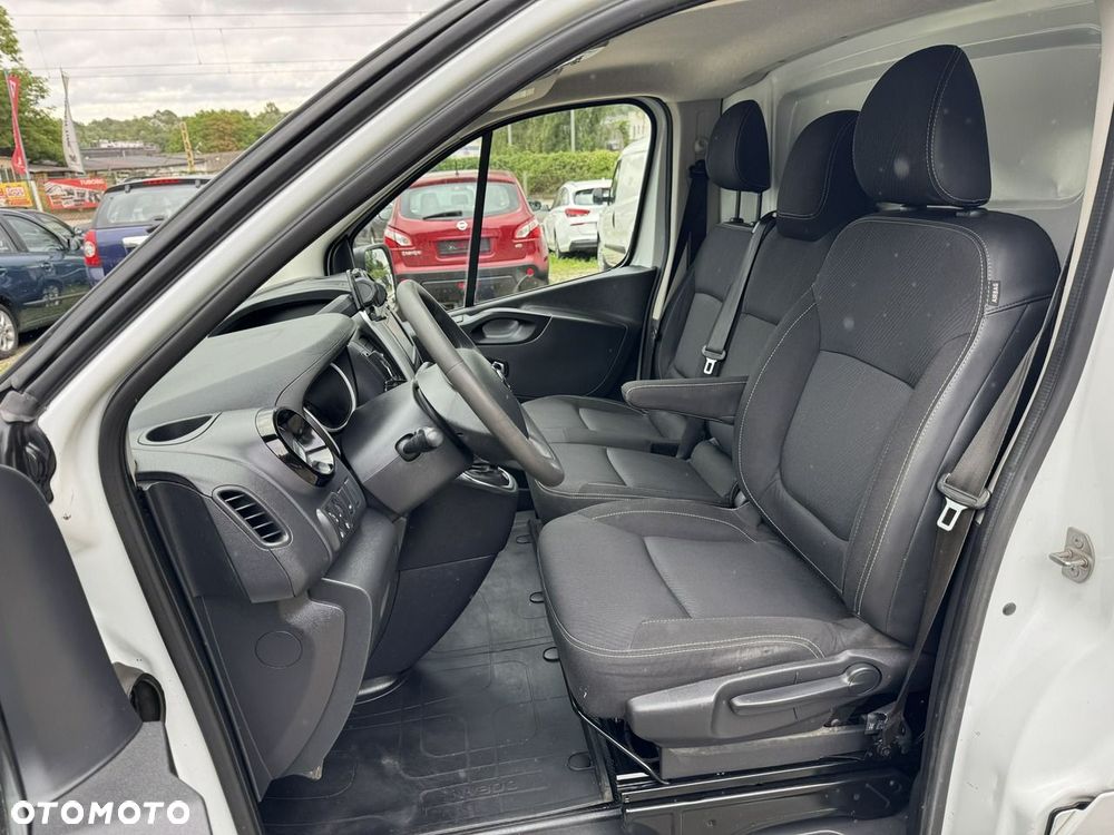 Nissan NV300 - 19