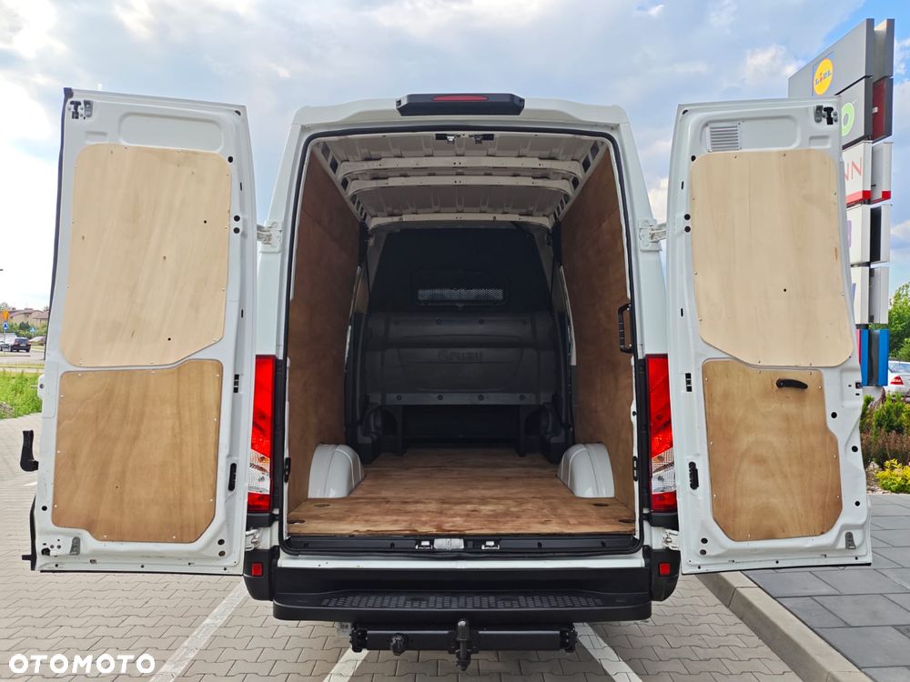 Iveco 35S18 L3H2 3.0 180KM 6-CIO OSOBOWY - 19