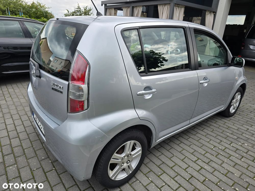 Daihatsu Sirion 1.3 - 3