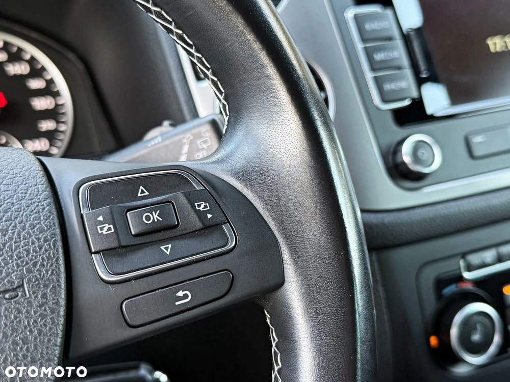 Volkswagen Tiguan 1.4 TSI BlueMotion Technology Lounge Sport & Style - 28