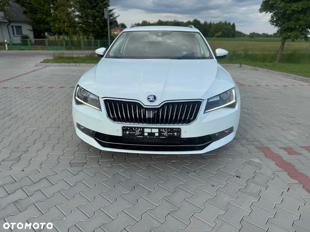 Skoda Superb 2.0 TSI 4x4 Sportline DSG - 25