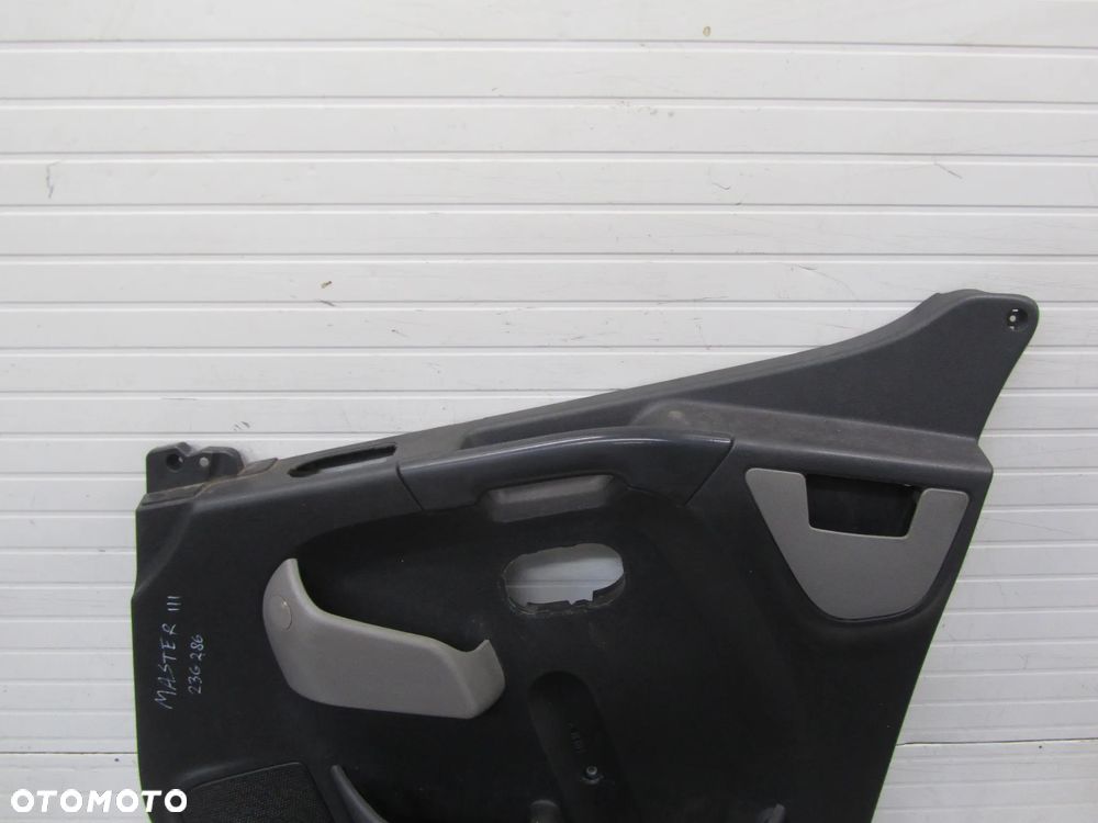 renault master III  2.3 dci boczek tapicerka drzwi prawy przód - 4
