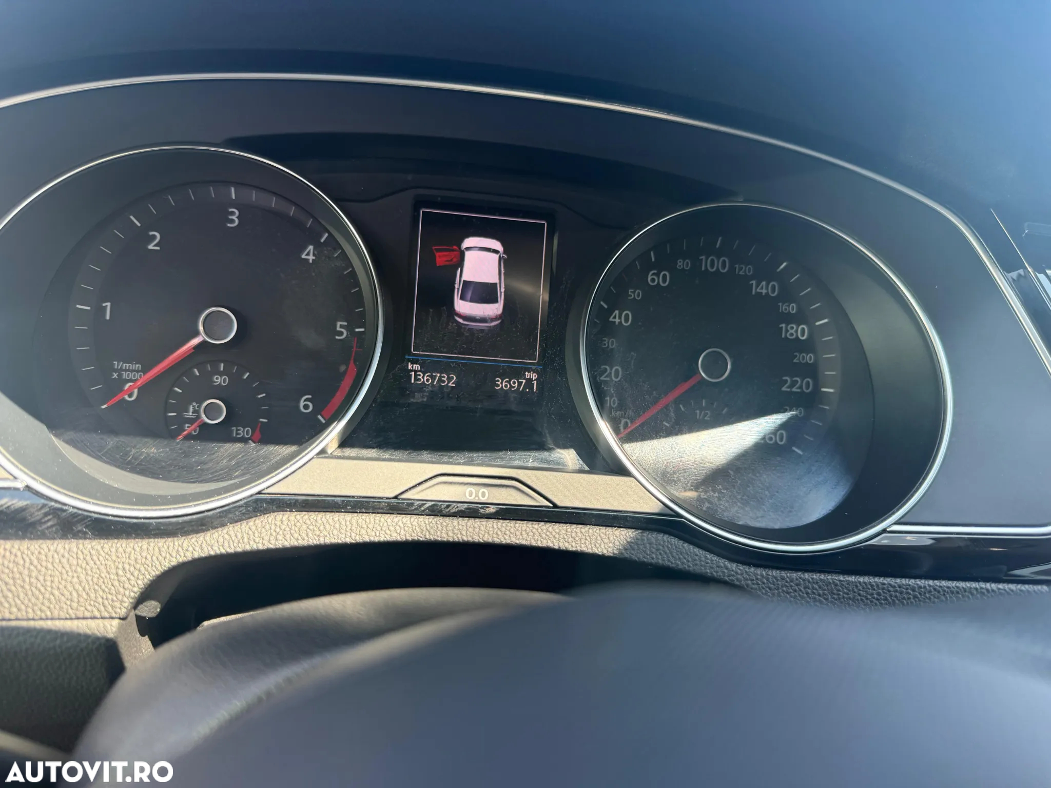 Volkswagen Passat 2.0 TDI SCR DSG Business - 13