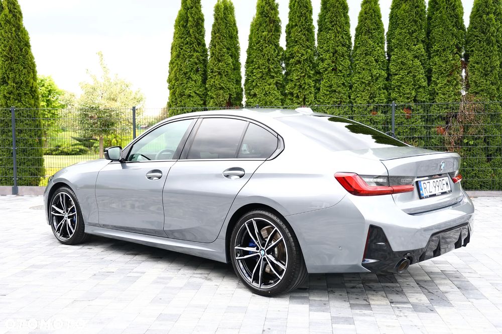 BMW Seria 3 330i xDrive M Sport - 8