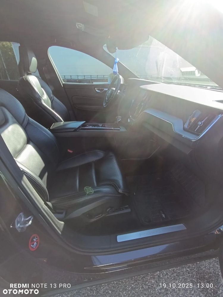 Volvo XC 60 D5 AWD R-Design - 15