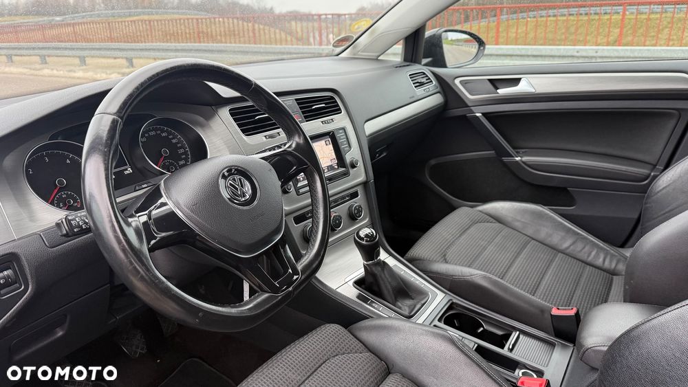 Volkswagen Golf 1.6 BlueTDI Comfortline - 25