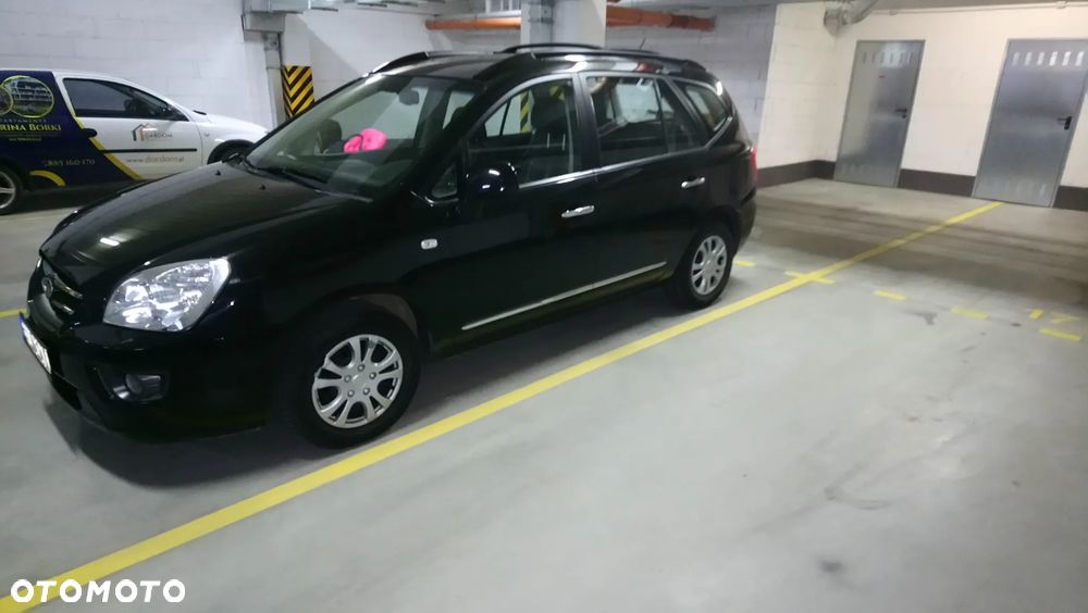 Kia Carens 2.0 CRDi Freedom - 3