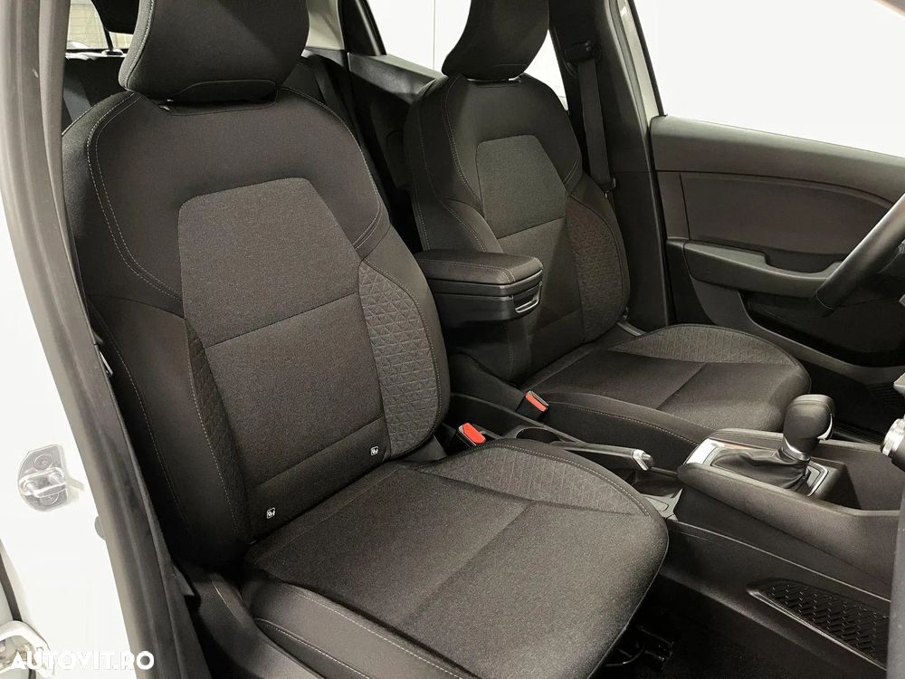 Renault Clio E-TECH 140 BUSINESS EDITION - 10